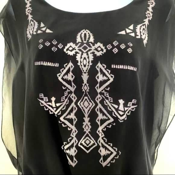 DOTS Black Aztec - Tribal Print Sleeveless Blouse, S - Picture 6 of 9